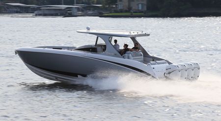 Mystic M4200: Luxury Abounds