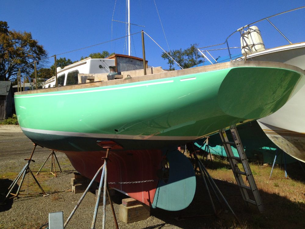 painting sailboat hull