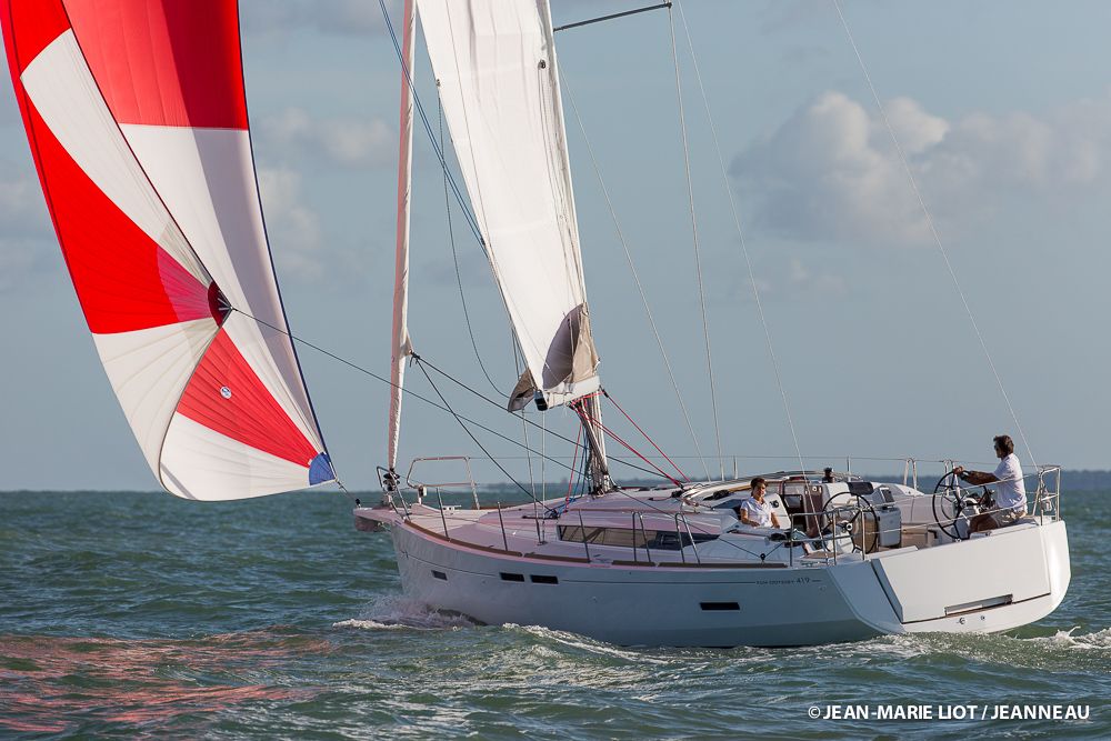 Jeanneau Sun Odyssey 419, Fast and Comfortable