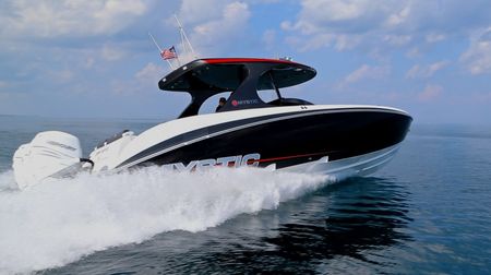 Mystic M4200: Speed Chic