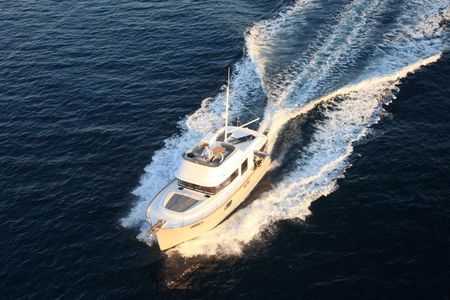 Beneteau Swift Trawler 44: Quick and Capable Long-Distance Cruiser
