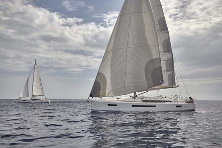 Jeanneau Sun Odyssey 490 Review