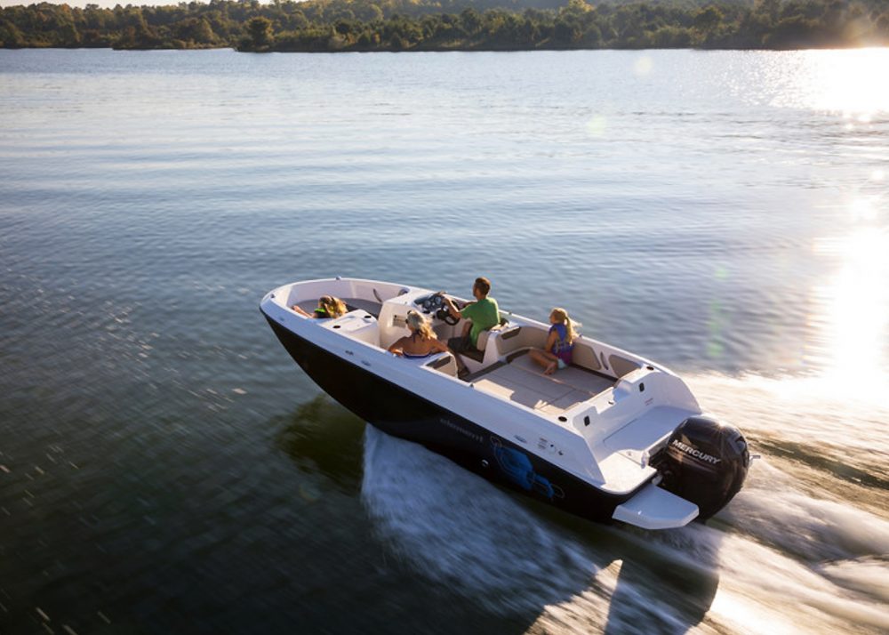 Best Deck Boats - boats.com