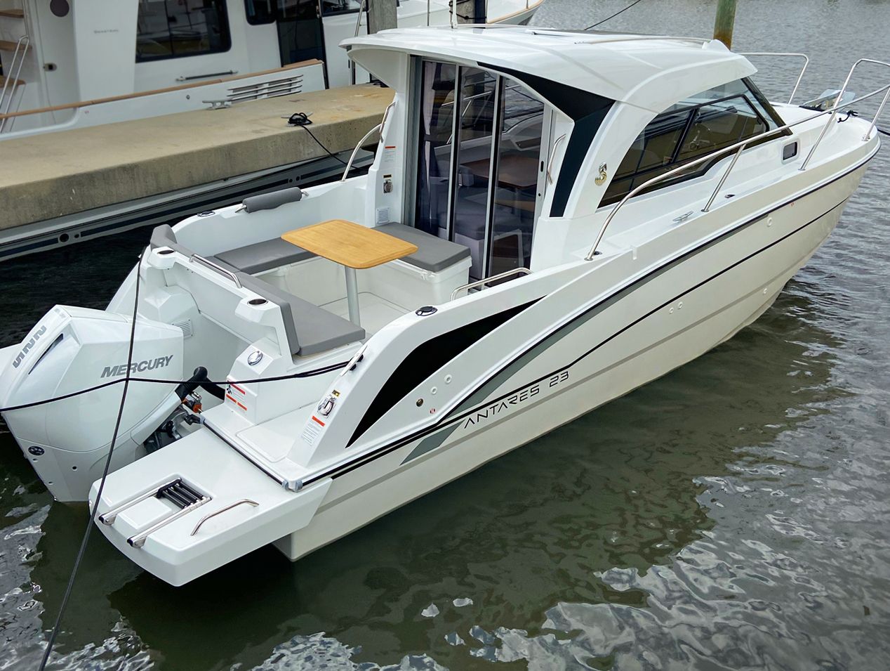 Beneteau Antares 23 Boat Review - boats.com