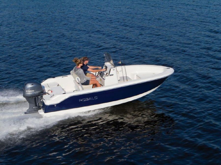 Best New Fishing Boats Under 25K In 2021: Affordable Fishability 