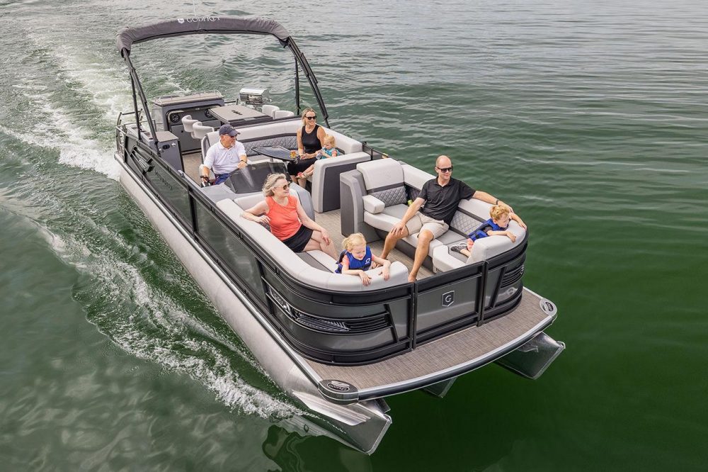 Trolling Motors for Pontoon Boats: A Buying Guide