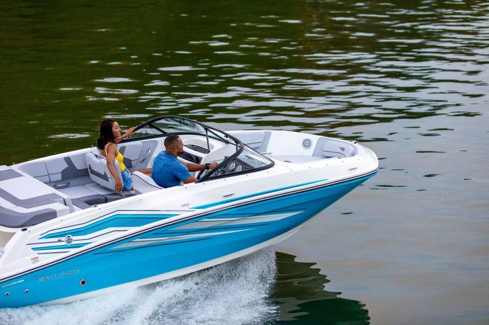 bayliner vr5 bowrider boat