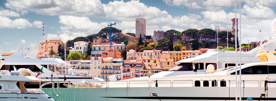 Cannes-Yachting -Festival-Le-Suquet-the-old-town-and-Port-Le-Vieux 