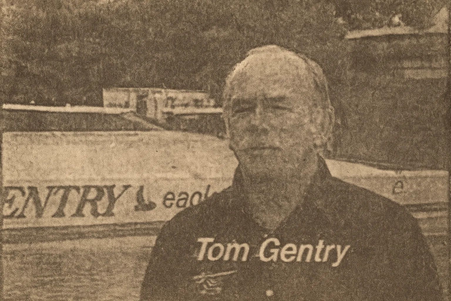Tom Gentry, Image by VÉHICULE