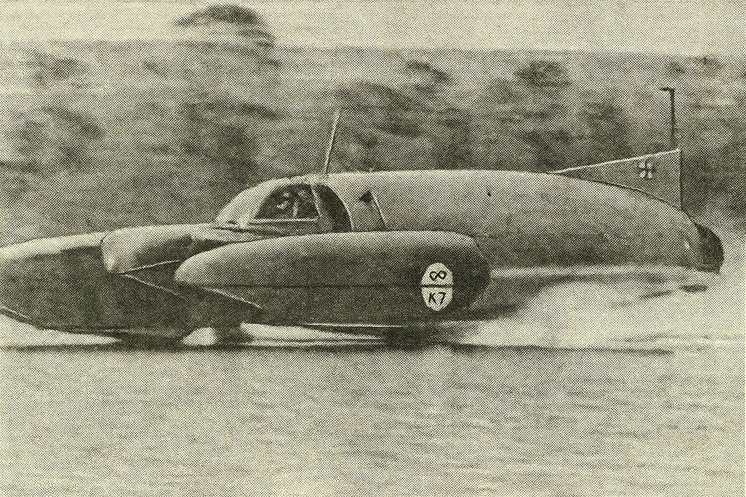 Bluebird K7, Image by VÉHICULE